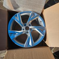 CERCHIO NUOVO DA 18 ORIGINALE AUDI A4