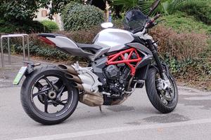 MV AGUSTA Brutale 800