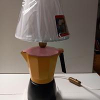 lampada con caffettiera