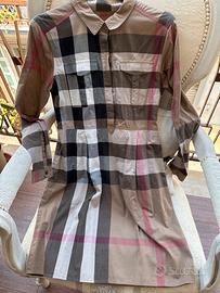 Abito Burberry