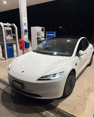 Tesla Model 3 Standard RWD (2026) - 283 CV