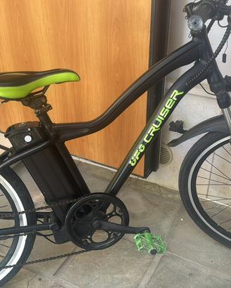 Bici elettrica ufo cruiser
