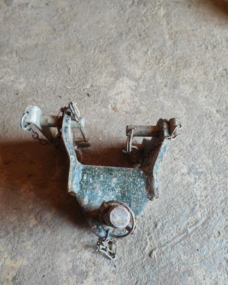 gancio di traino per trattore goldoni