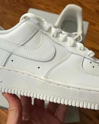 Nike Air Force 1 Bianche 40 Nuove
