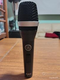 Microfono AKG