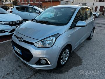 HYUNDAI i10 1,0 GPL 67 CV LOGIN 5P