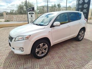 Toyota RAV 4 RAV4 Crossover 2.2 D-Cat 177 CV Execu