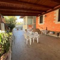 VILLA A SCHIERA A BARLETTA