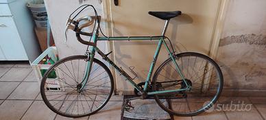 Bici da corsa vintage Bianchi Celeste  70/80