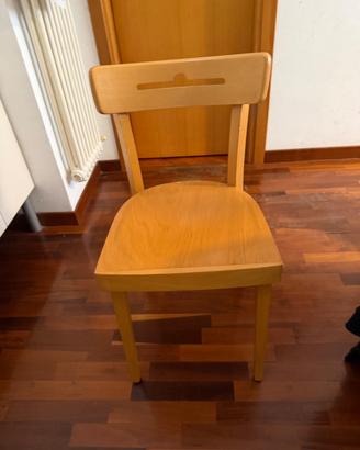 Sedie in legno per cucina marca Scavolini