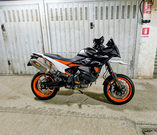 KTM 890 smt