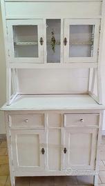 Piattaia antica con base e vetrinetta