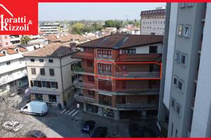 APPARTAMENTO TRICAMERE in centro a Cervignano del