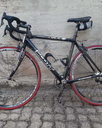 bici da corsa SCOTT CR1