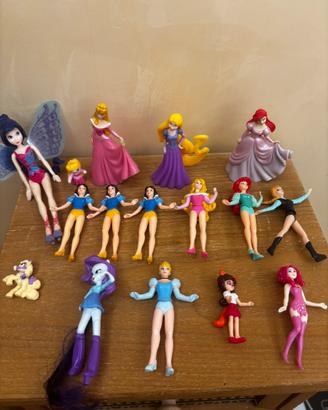 personaggini e anelli per bambini