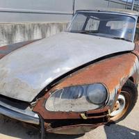 Citroen Ds per ricambi