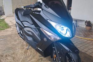 Yamaha tmax 500