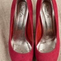 Scarpe rosse con tacco alto