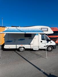 Camper mansardato 
