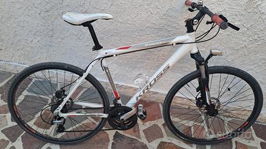 Bici ibrida kross