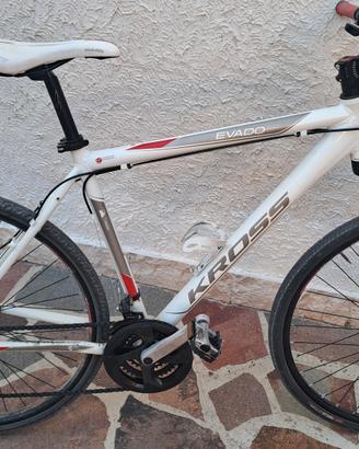 Bici ibrida kross
