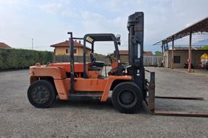 Carrello elevatore TOYOTA  FD100