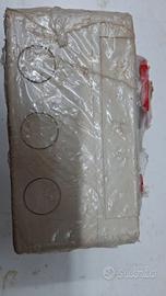 Presa Elett.  Gewiss Trifase indus. 16-6h 220/380