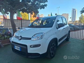 Fiat Panda 1.0 HYBRID CITY LIFE 
