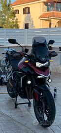 Triumph tiger 900