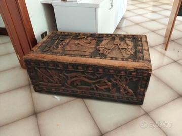 Cassapanca baule in legno