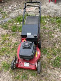 Tosaerba Toro 3 velocità con motore kavasaki