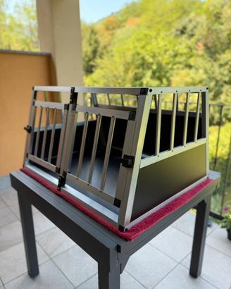 INDISTRUTTIBILE KENNEL IN ALLUMINIO