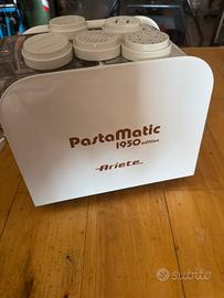 Pastamatic ariete 1950 edition. Impastatrice