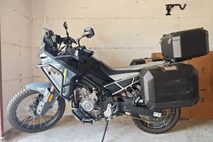 CFmoto 450 MT 
