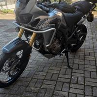 Honda africa twin 1000