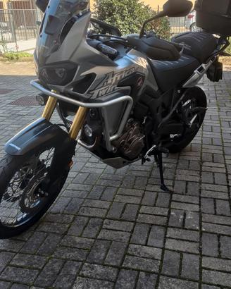 Honda africa twin 1000