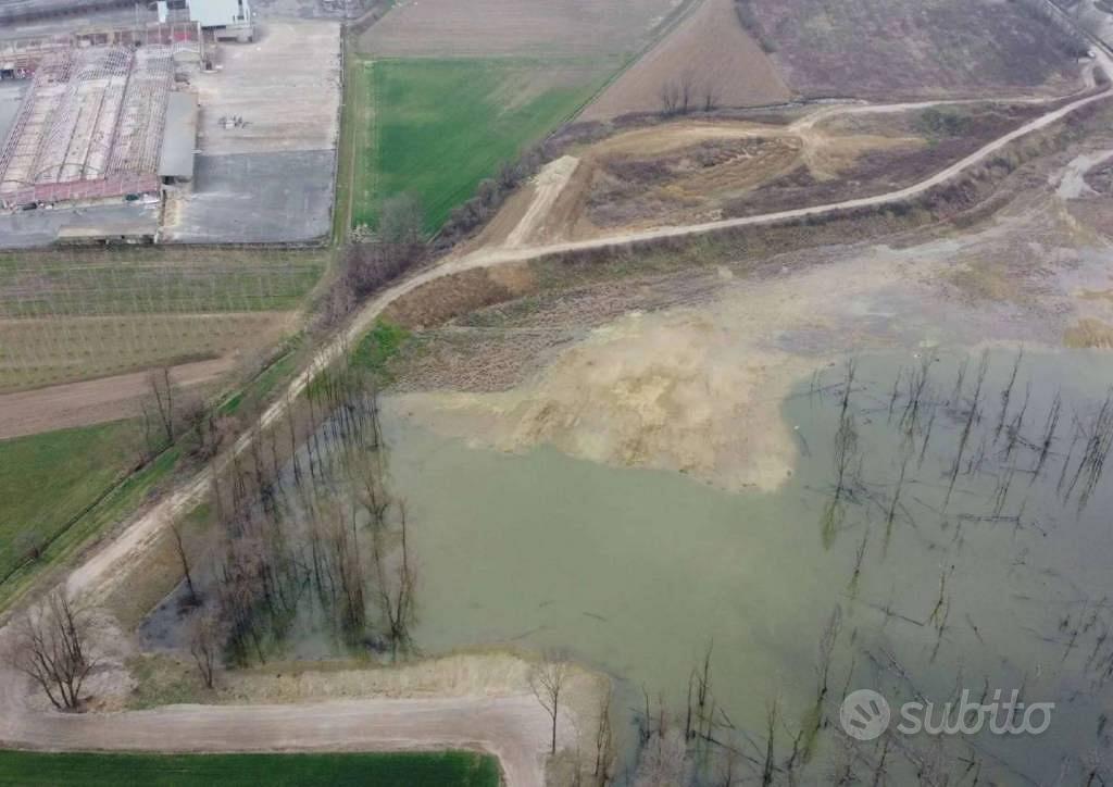 Immobile in asta di 101315 m² a Santena - Altro