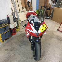 Yamaha YZF R1 - 2004