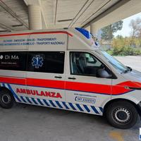 VOLKSWAGEN TRANSPORTER AMBULANZA DIMA