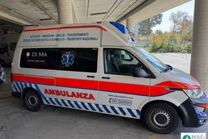 VOLKSWAGEN TRANSPORTER AMBULANZA DIMA
