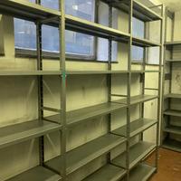 Scaffali ad incastro robusti - ripiani stretti