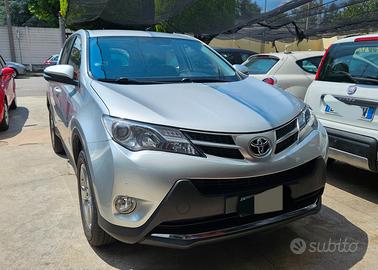 Toyota RAV 4 RAV4 2.0 D-4D 2WD Style White Ed.