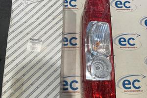 1366454080 FANALE POSTERIORE SINISTRO FIAT DUCATO