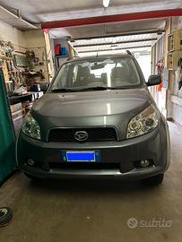 Daihatsu Terios J2 4x4 2007 benzina 9000€