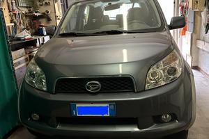 Daihatsu Terios J2 4x4 2007 benzina 9000€