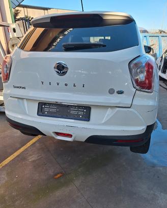 Ricambi usati SSANGYONG Tivoli 1.6 tdi 2016