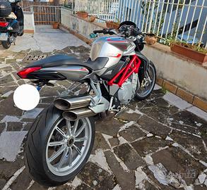 Mv BRUTALE 1090 R 2014