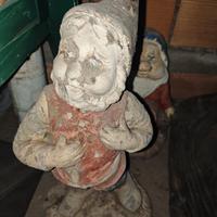 Nano da giardino in sasso 