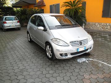 MERCEDES A180CDI