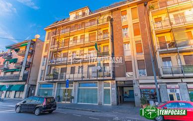 2 locali ristrutturato con balcone